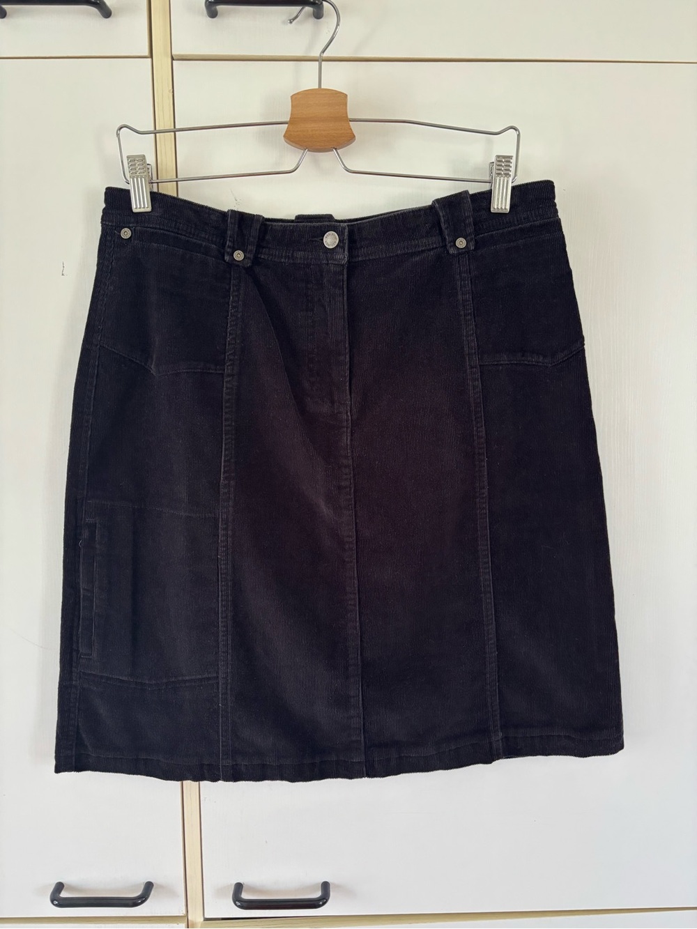 Woolrich Black Corduroy Skirt Size 10 Cottagecore Preppy Academia Old Money Soft - Picture 2 of 9
